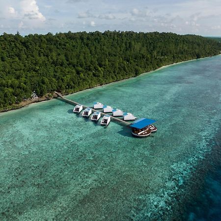 Arasatu Villas & Sanctuary Maratua Island 외부 사진